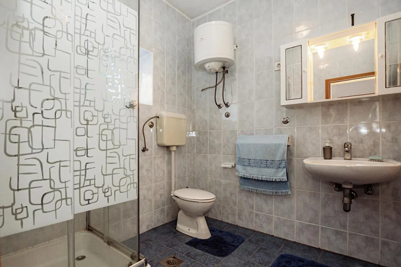 בוזאבה Rooms Emilija