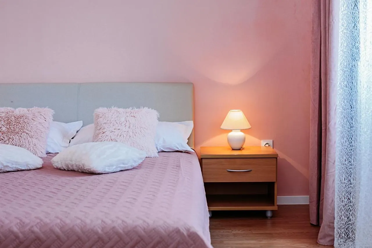 Rooms Emilija Bozava Homestay