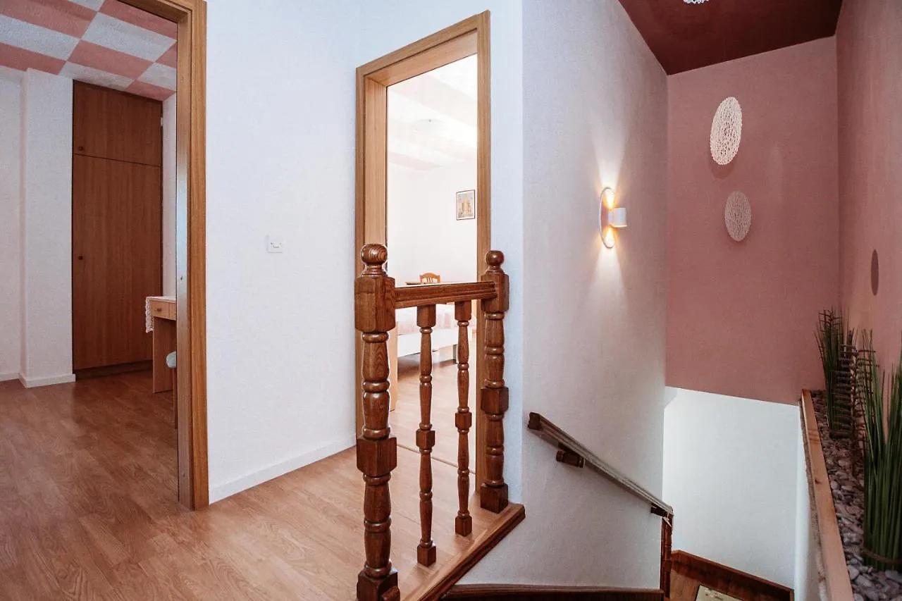 Rooms Emilija Bozava